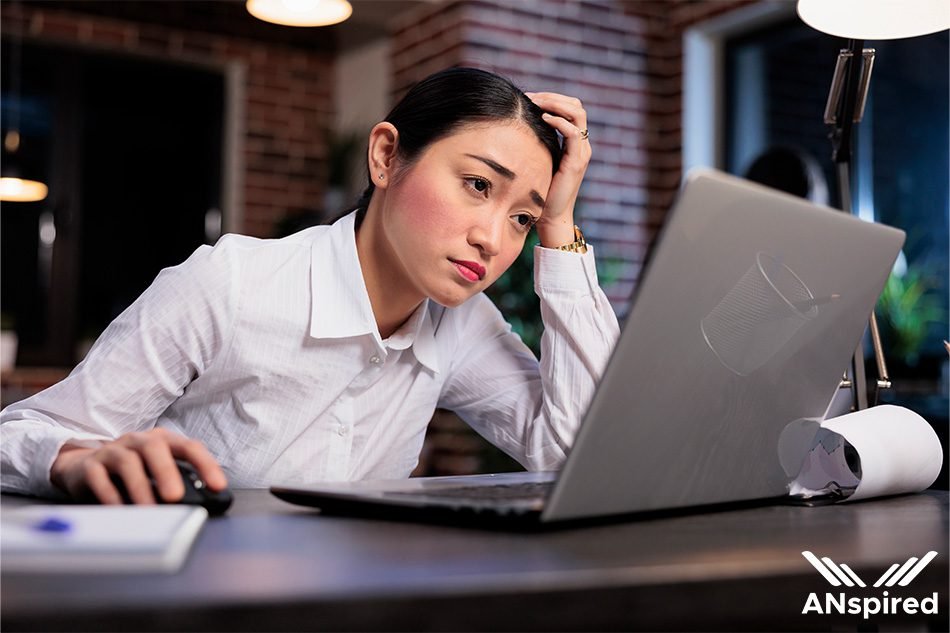 Common challenges that women in power face-women leadership development